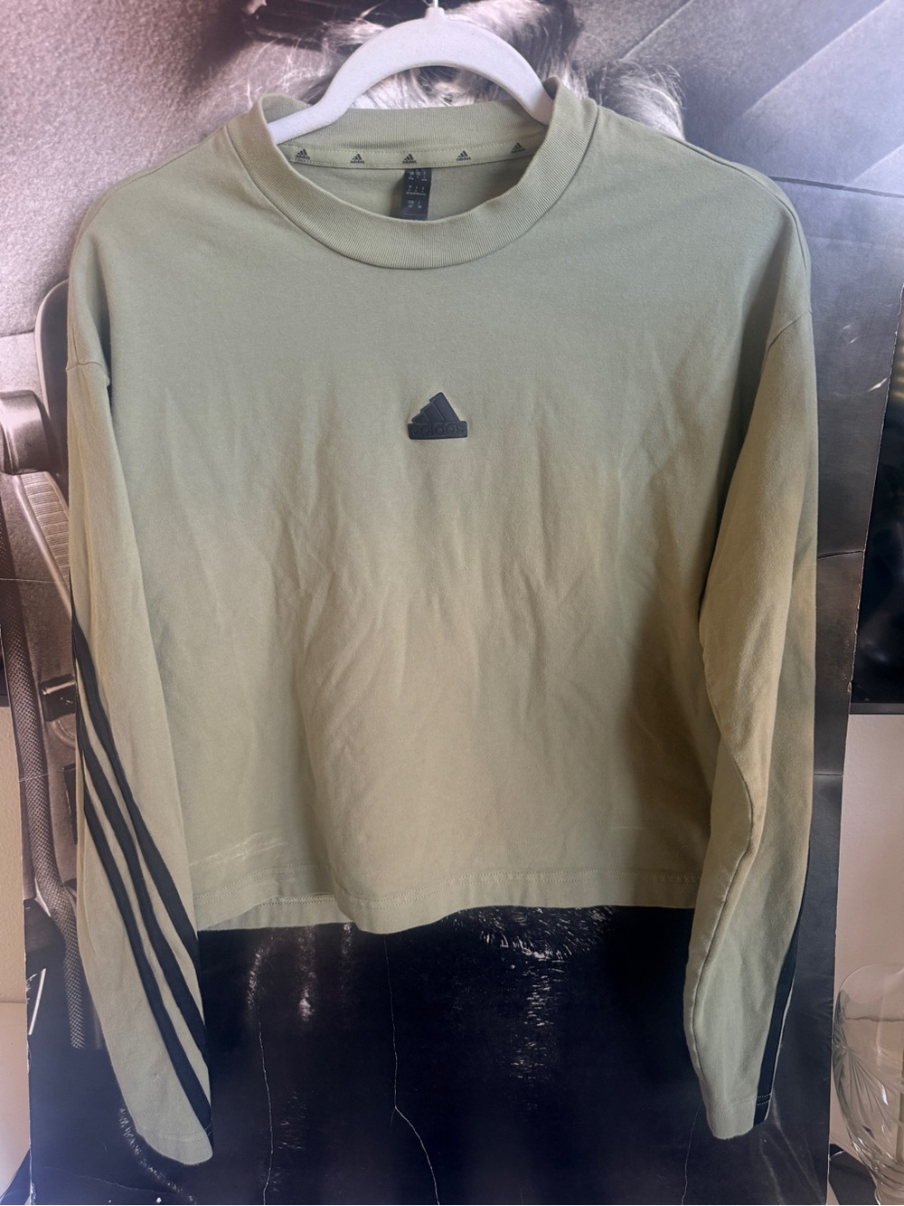 Adidas Olive Green Crewneck Shirt Stretch with Logo Trim